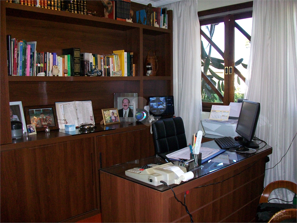 Venda Casa Curitiba Santa Felicidade REO585699 15