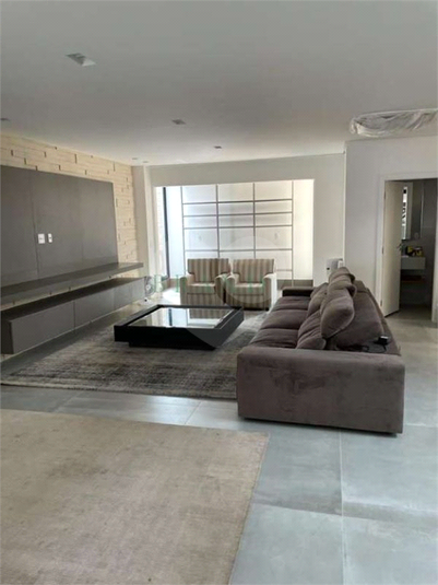 Venda Sobrado São Paulo Jardim Europa REO586355 36