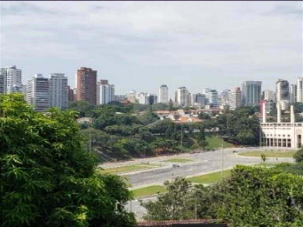 Venda Sobrado São Paulo Pacaembu REO588695 5