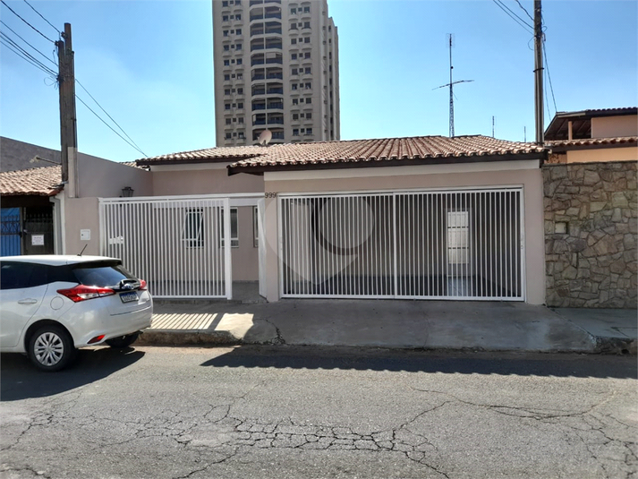 Foto REO590386