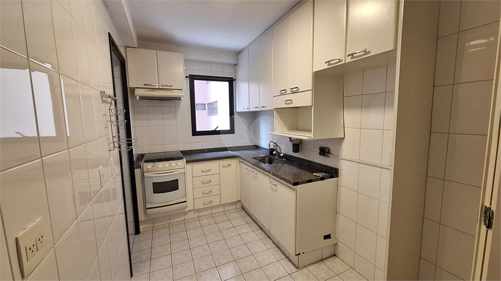 Venda Apartamento São Paulo Cerqueira César REO590781 14