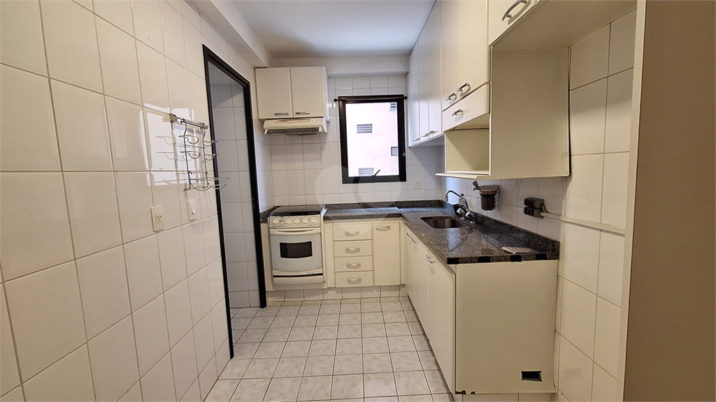 Venda Apartamento São Paulo Cerqueira César REO590781 12