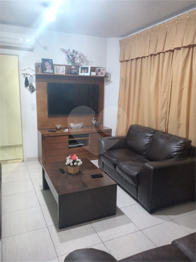 Foto REO592251