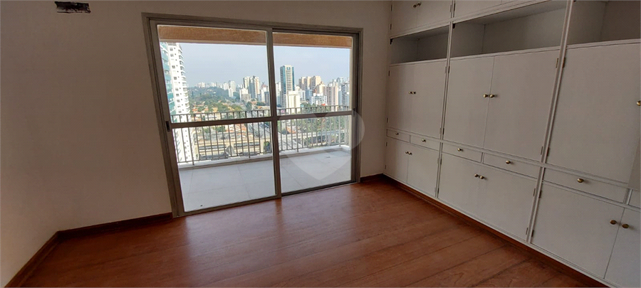 Venda Duplex São Paulo Campo Belo REO593360 16