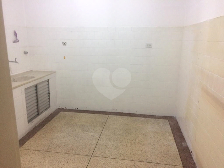 Venda Apartamento São Paulo Santana REO595710 10