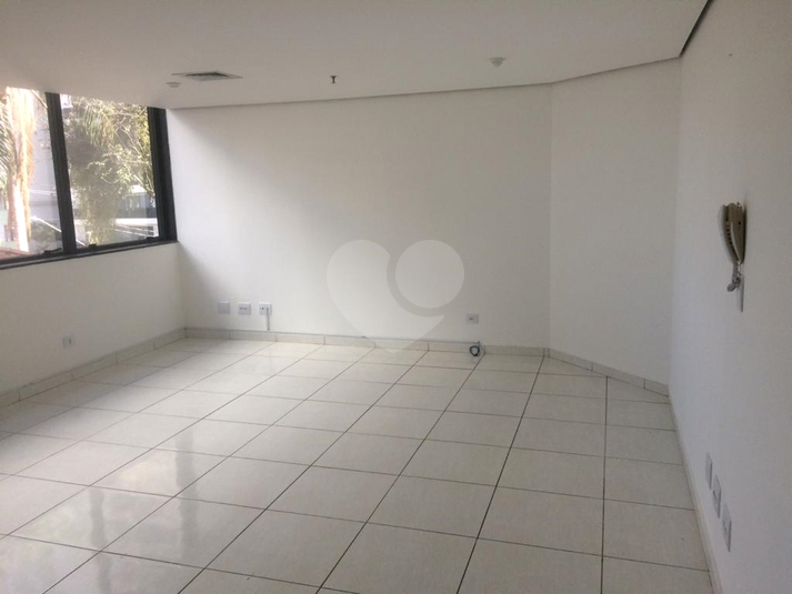 Venda Apartamento São Paulo Santana REO595710 12