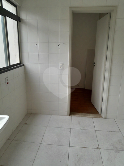 Venda Apartamento São Paulo Consolação REO596182 21