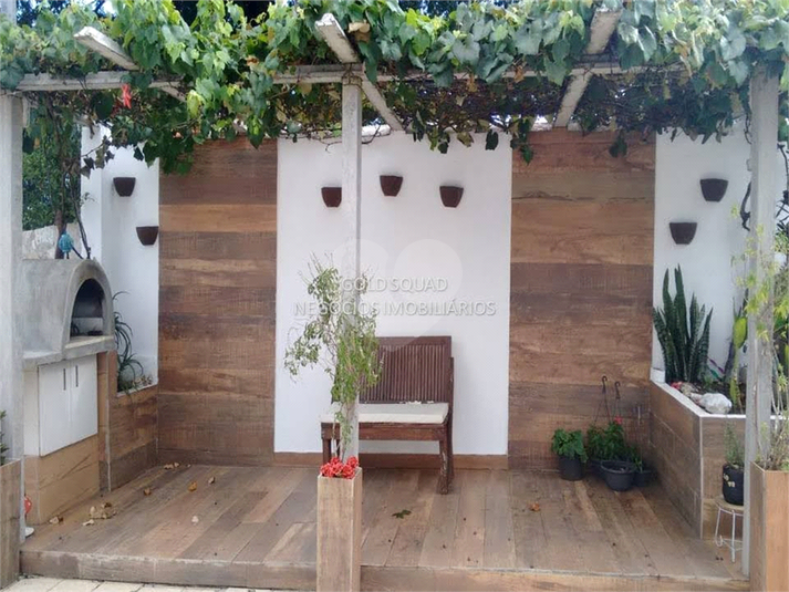 Foto REO596277