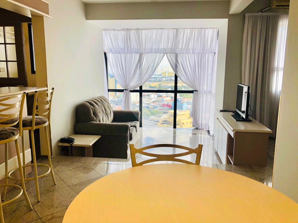 Venda Flat São Paulo Santana REO597431 4