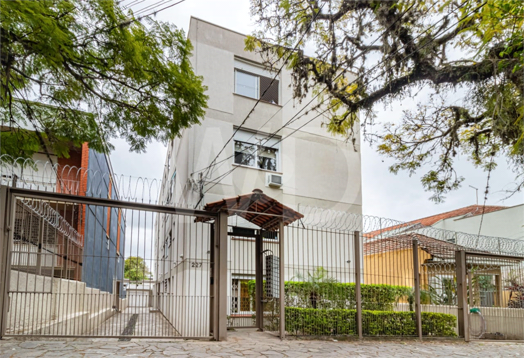 Venda Apartamento Porto Alegre Auxiliadora REO600137 2