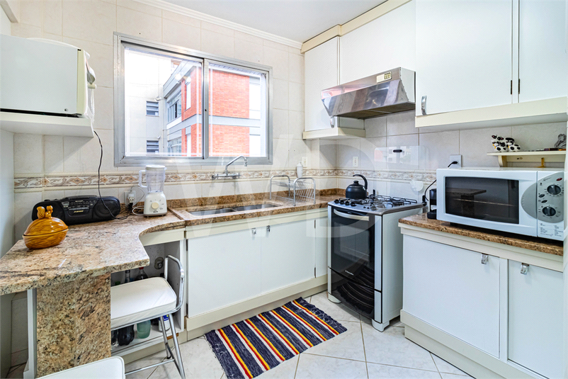 Venda Apartamento Porto Alegre Rio Branco REO600217 9