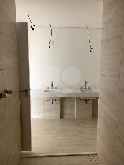 Foto REO601351