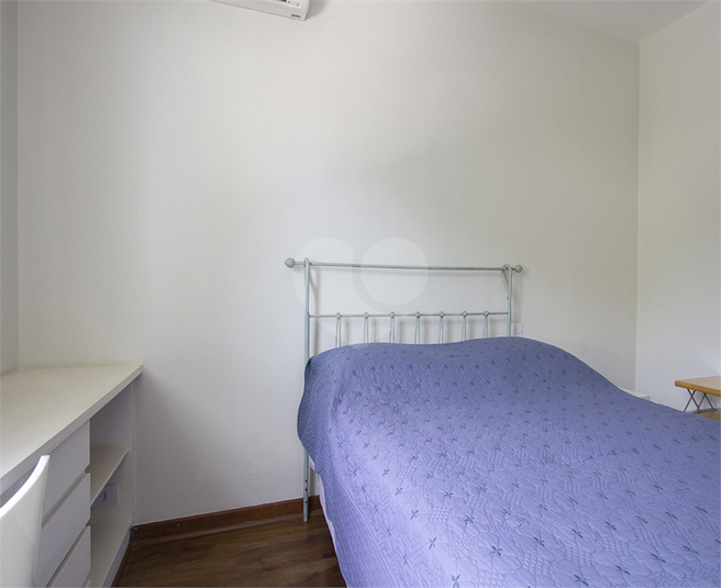 Foto REO603075