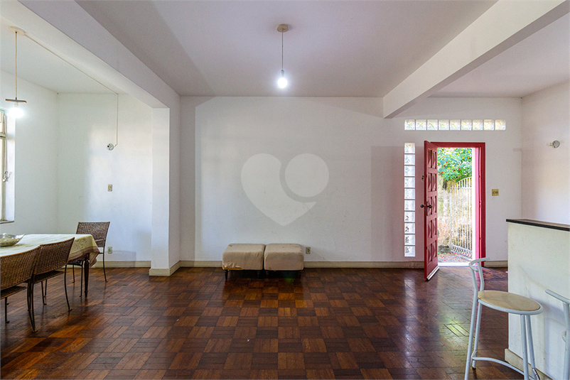 Foto REO603293
