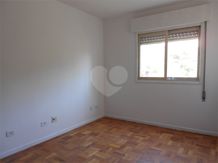 Foto REO603328