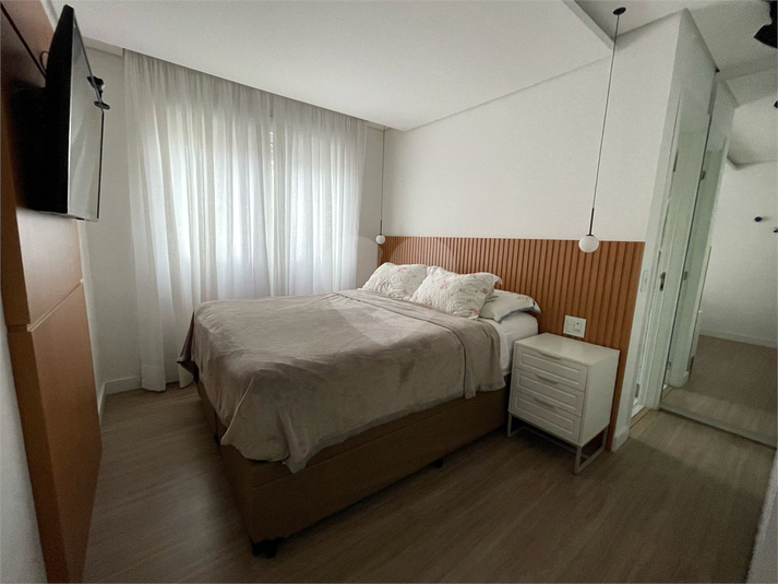 Foto REO603704
