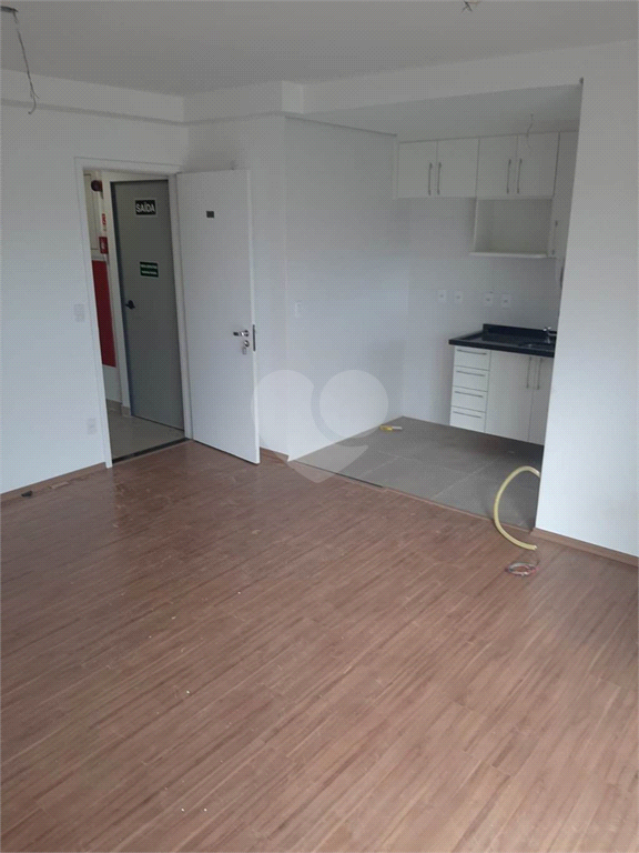 Venda Apartamento São Paulo Bom Retiro REO603999 4