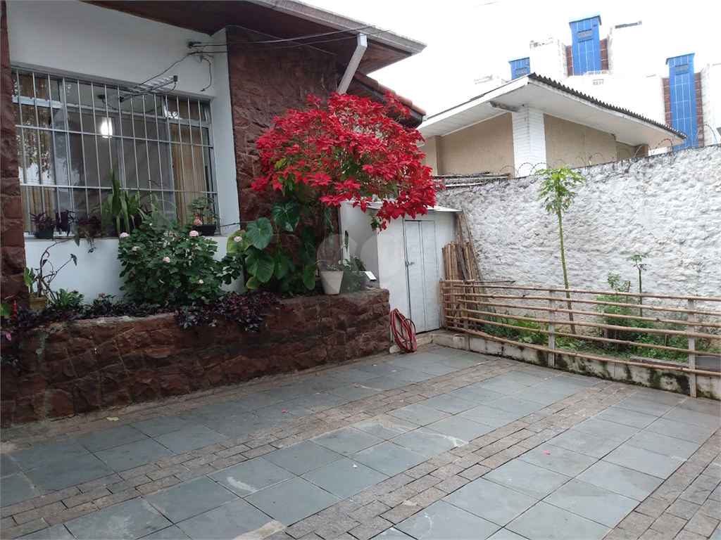 Venda Casa térrea São Paulo Vila Nova Caledônia REO6048 2