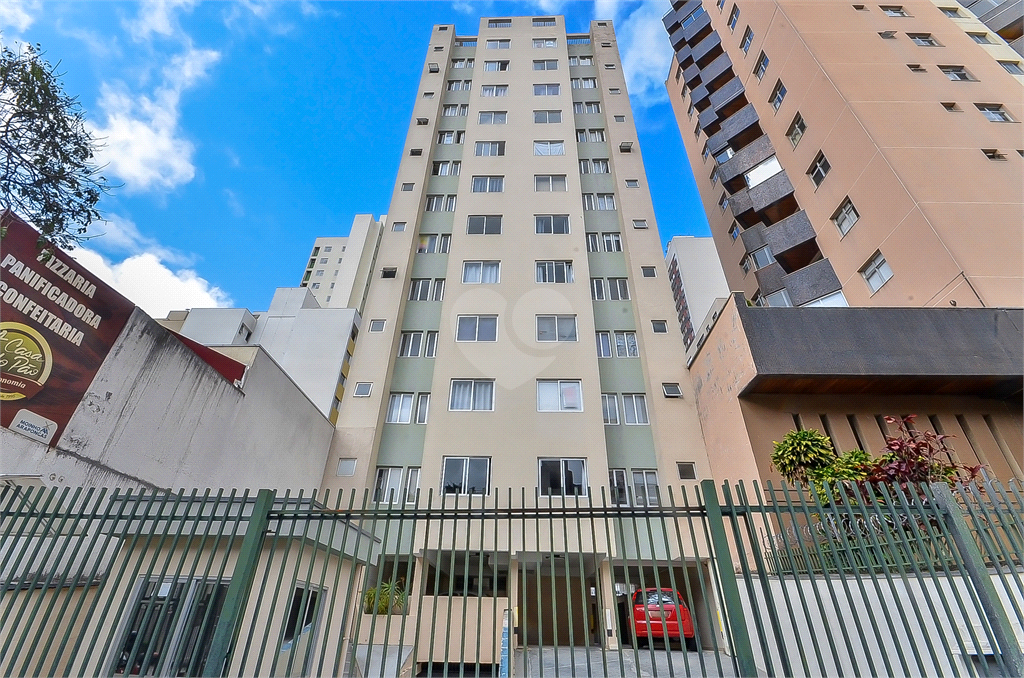 Venda Apartamento Curitiba Cristo Rei REO605473 16