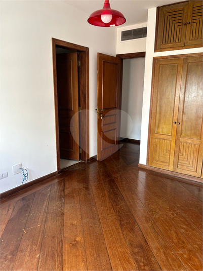 Foto REO606399