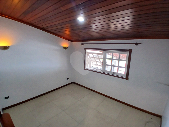 Foto REO607074
