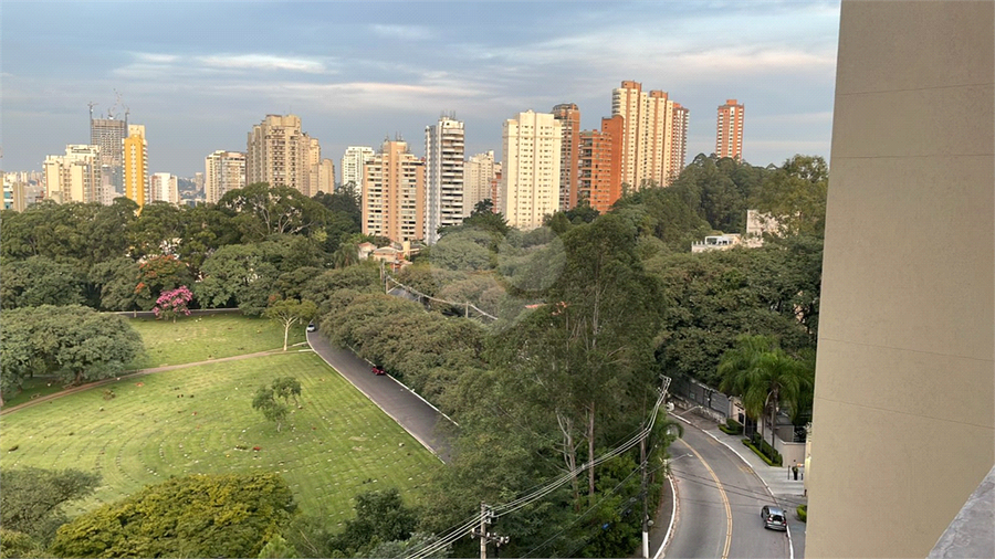 Foto REO60814