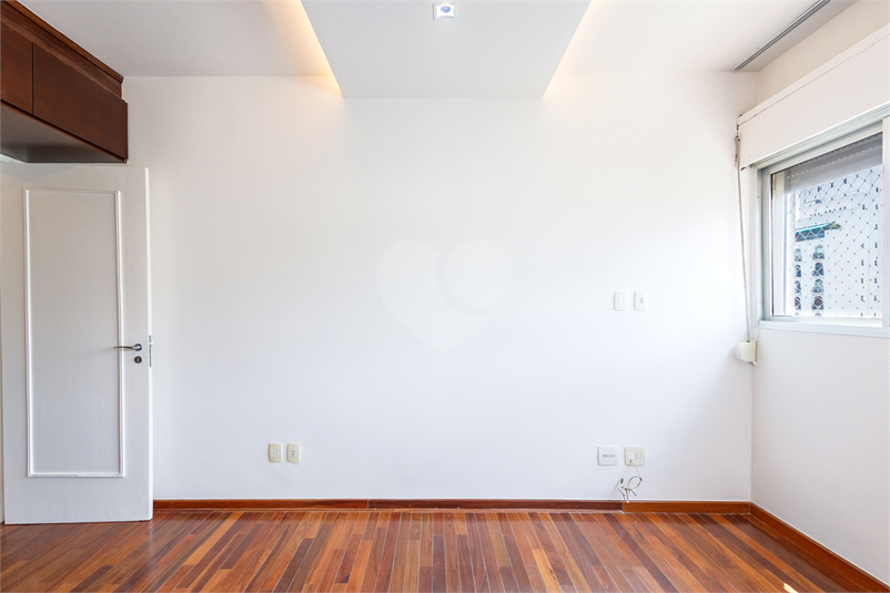 Foto REO608220