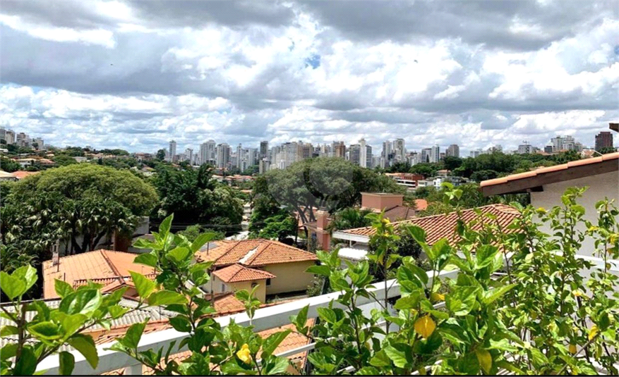 Venda Casa São Paulo Pacaembu REO608265 23