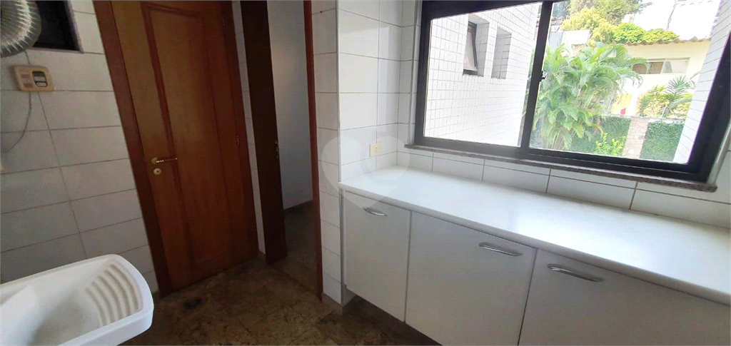 Venda Apartamento São Paulo Santana REO608981 25