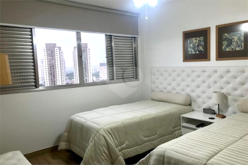 Foto REO60902