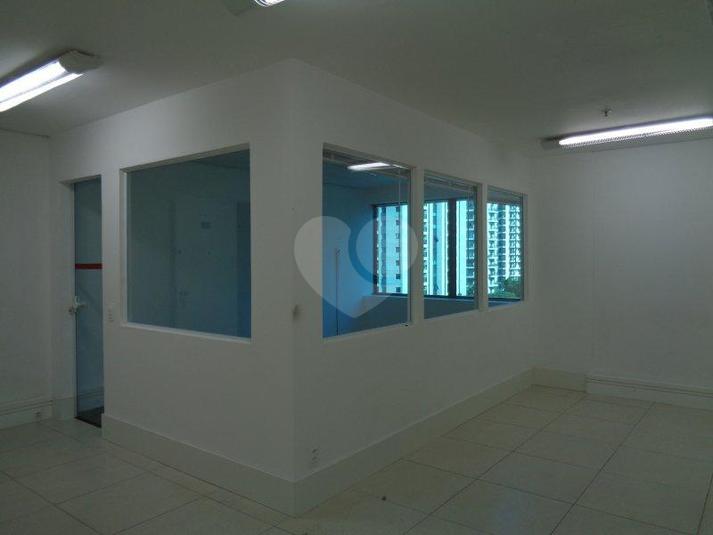 Foto REO6092