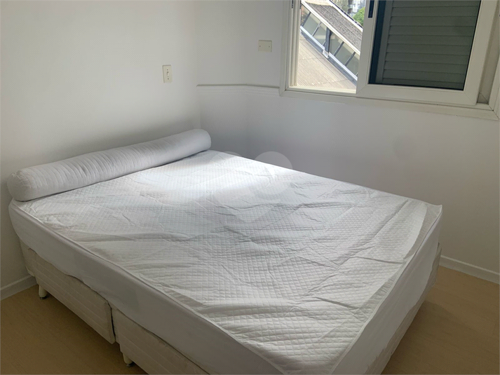 Foto REO609835