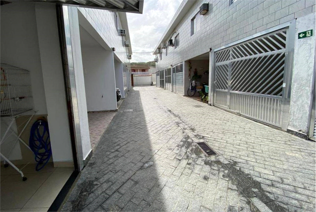 Venda Condomínio Guarujá Jardim Las Palmas REO610099 20