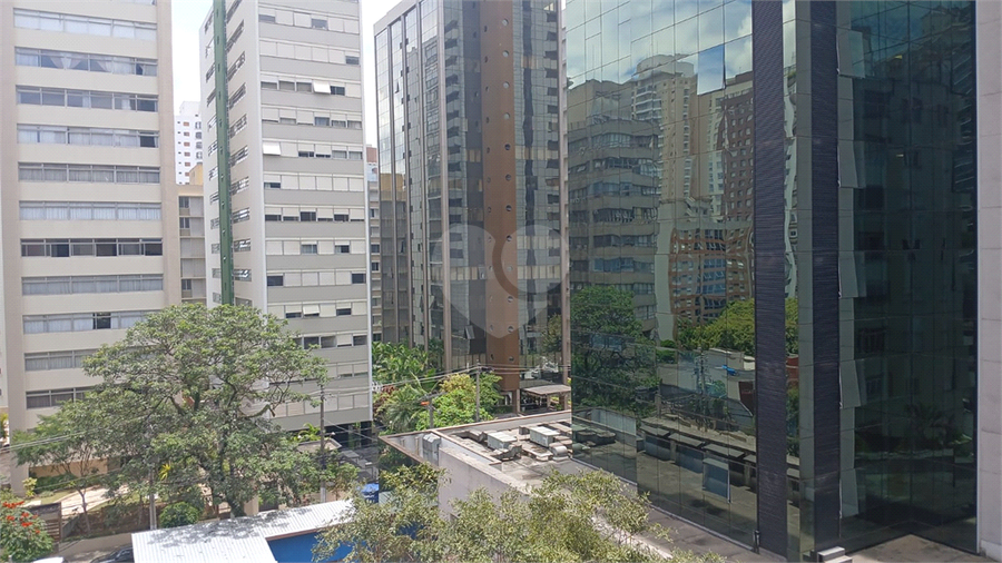 Foto REO611027