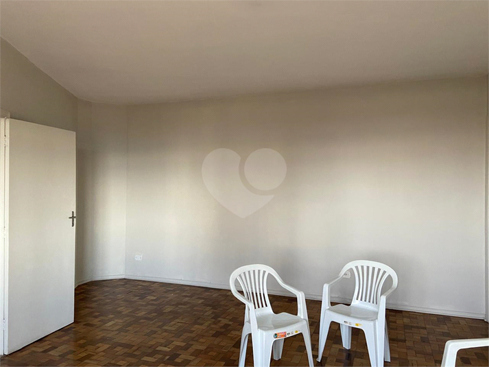 Foto REO611333