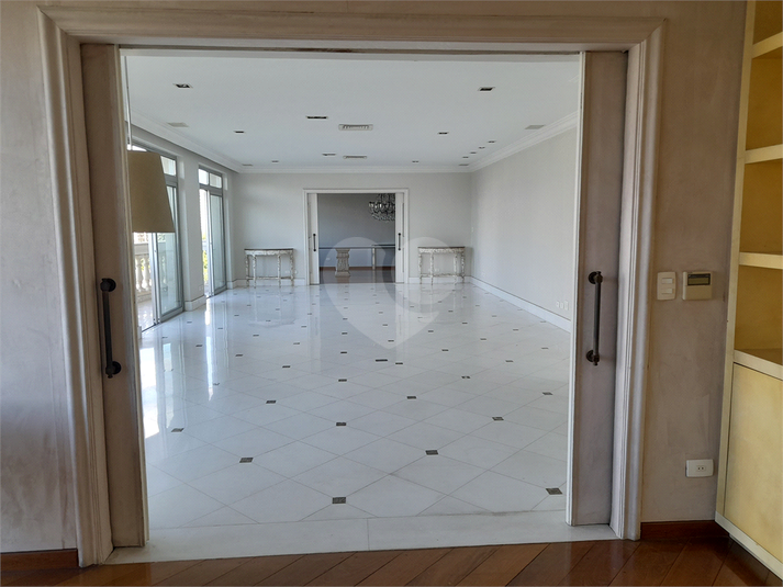 Foto REO612622