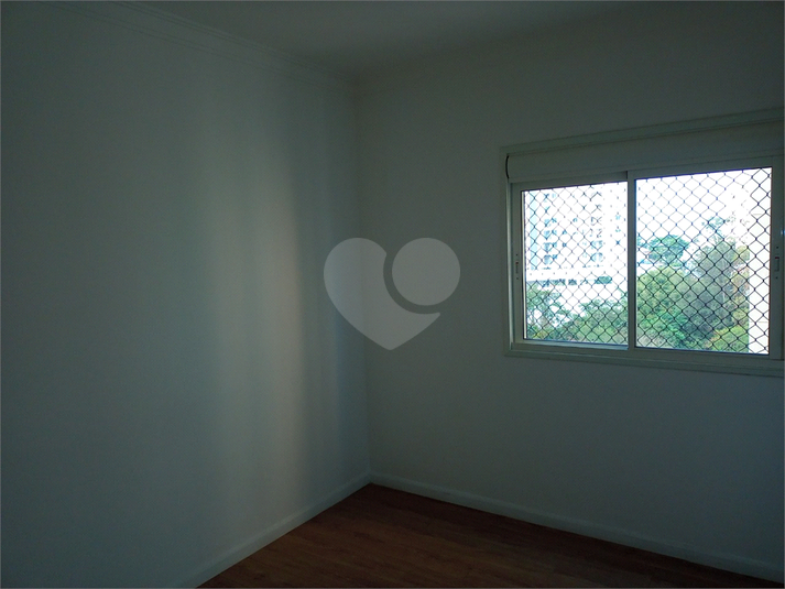 Foto REO612995