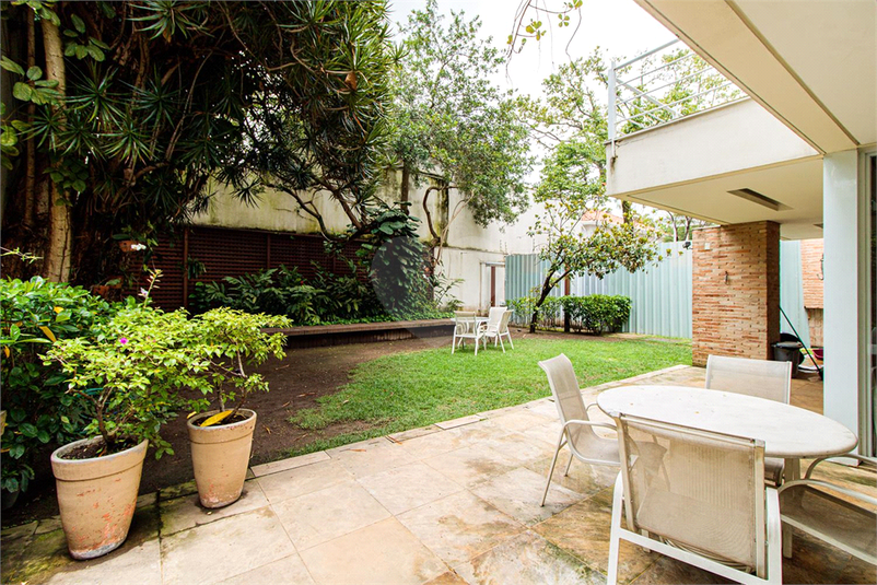 Venda Sobrado São Paulo Jardim Paulista REO613468 50