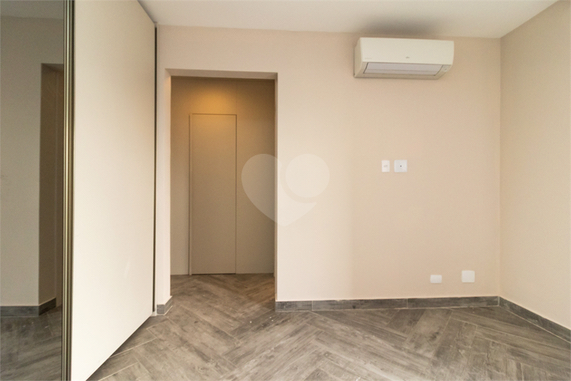 Foto REO613561