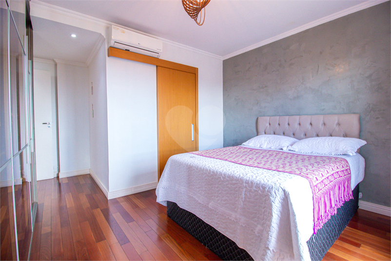 Foto REO614121