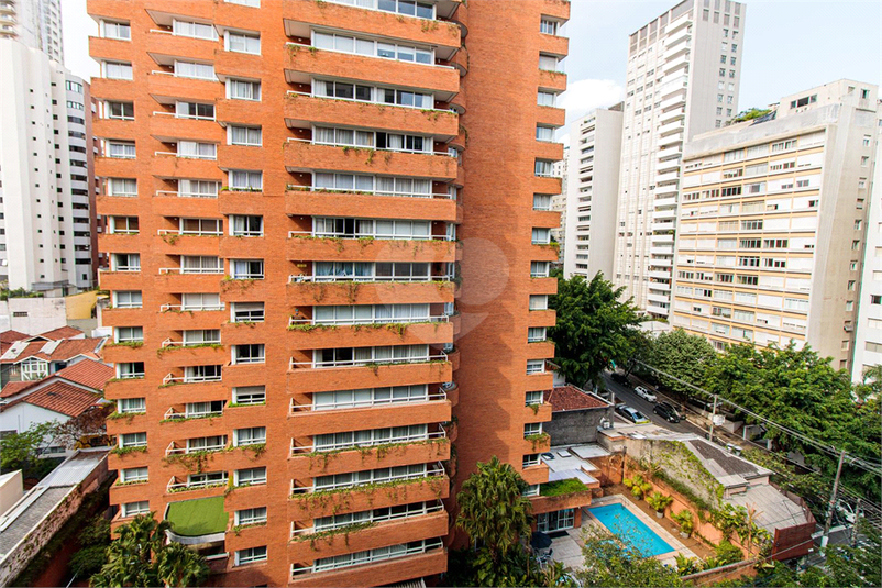 Foto REO614535