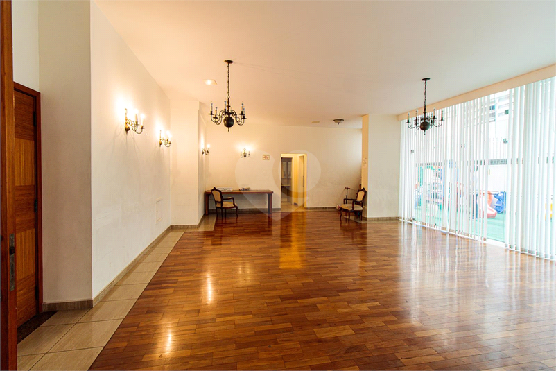 Foto REO614535