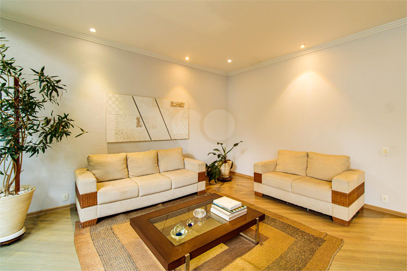 Foto REO614535