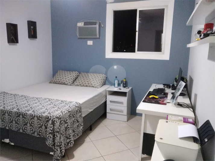 Foto REO614917
