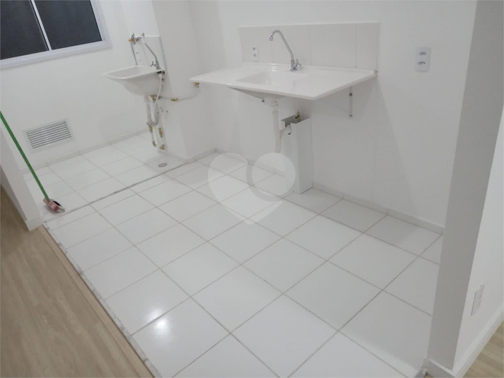 Venda Apartamento São Paulo Cambuci REO615029 14