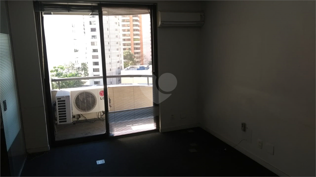 Aluguel Salas São Paulo Paraíso REO615377 11