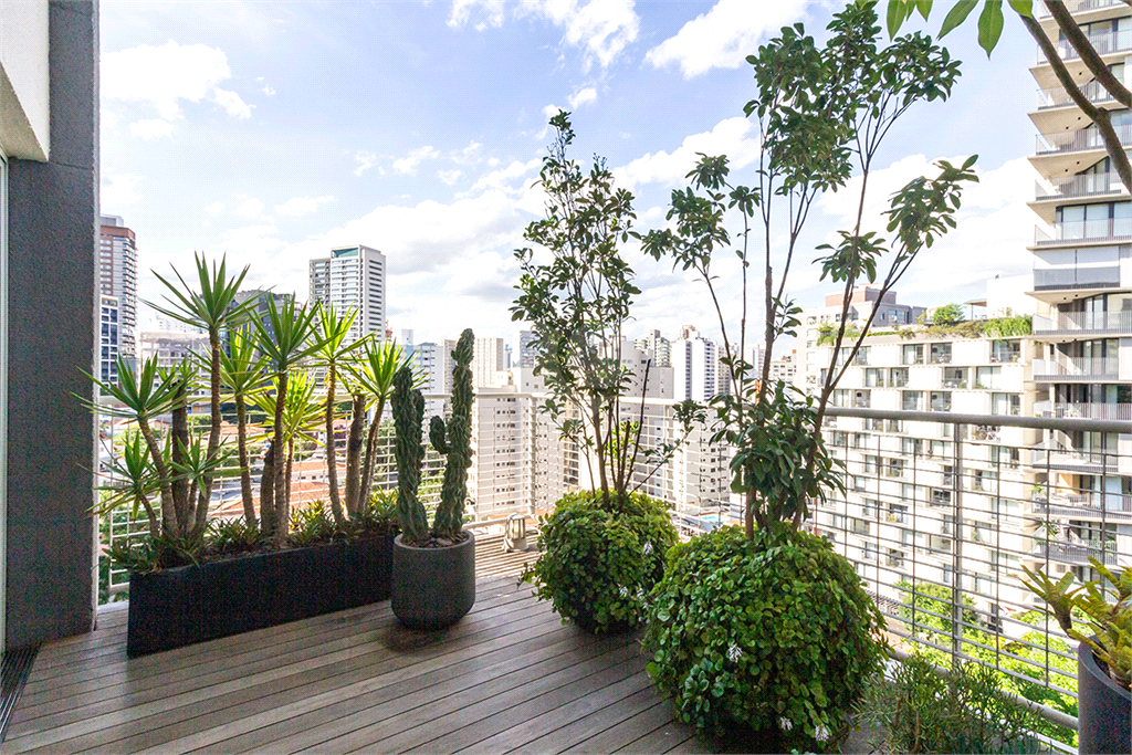 Venda Loft São Paulo Jardim Das Bandeiras REO616060 2