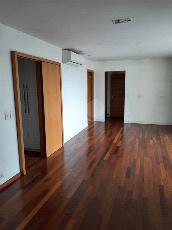 Venda Apartamento São Paulo Centro REO616448 4