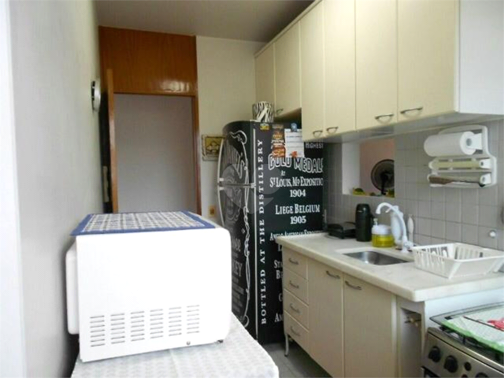 Venda Apartamento Guarujá Enseada REO616648 13