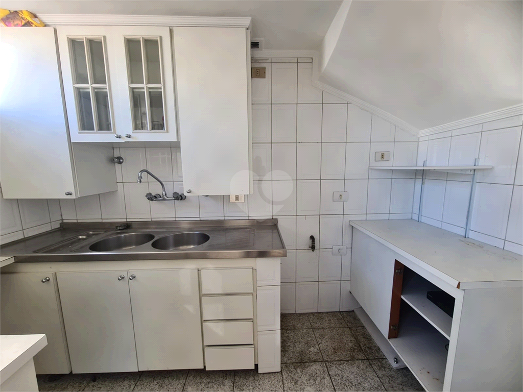 Venda Triplex São Paulo Paraíso REO617158 19